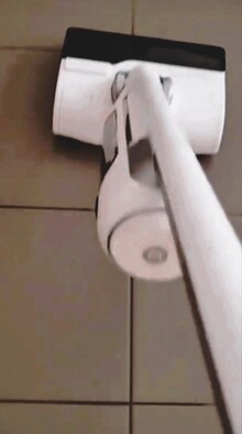 Моющий аккумуляторный пылесос Rowenta X-CLEAN 10 GZ7035WO отзыв 1