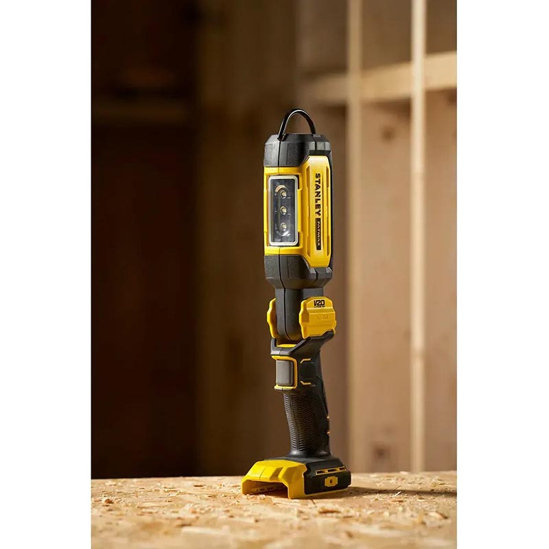 Фонарь STANLEY FATMAX 18 В XR Li-Ion (V20) (SFMCL050B) Яркость светодиодов 350 лм, 700 лм