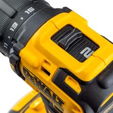 Дриль-шуруповерт DEWALT DCD709M2T