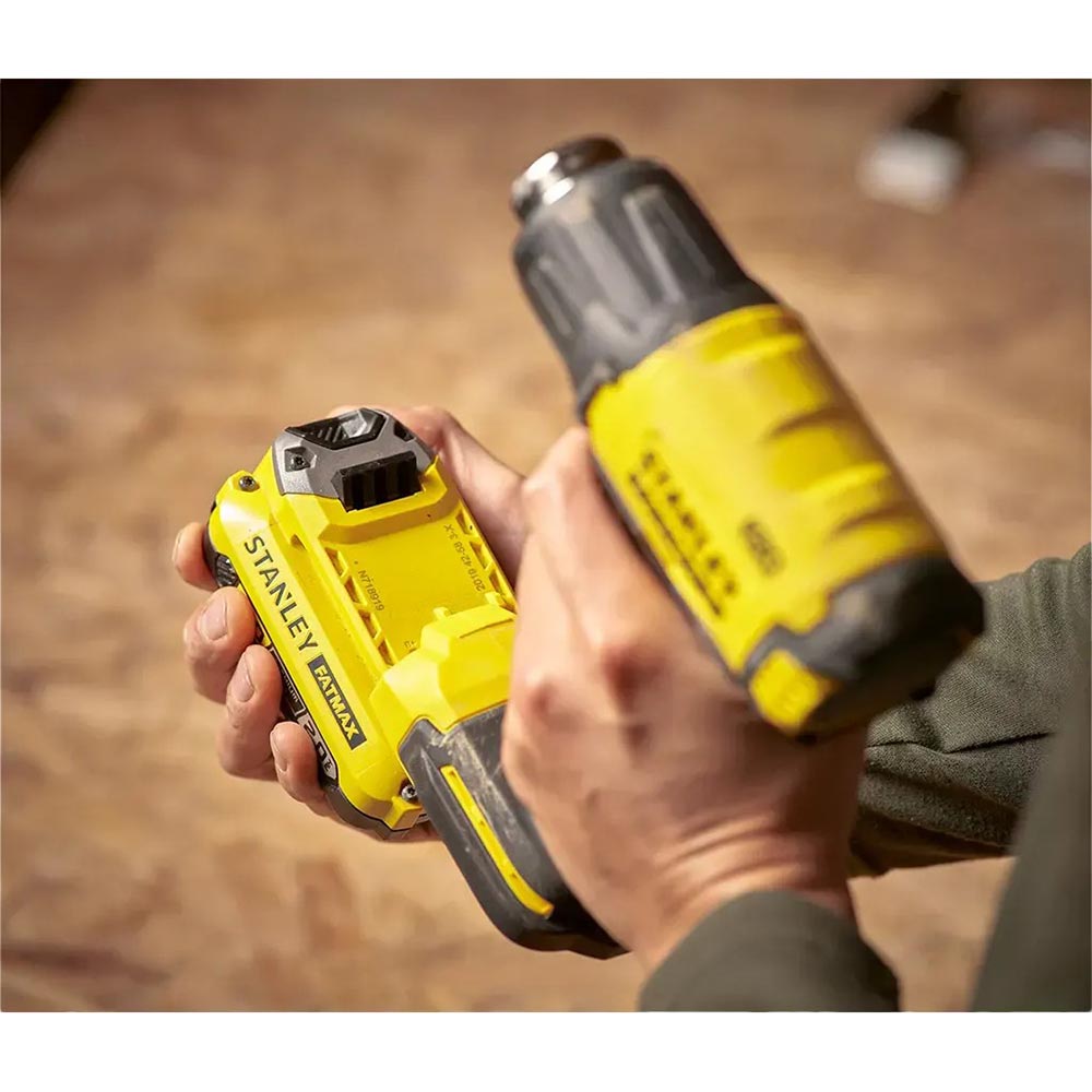 Технический фен STANLEY FatMax SFMCE530B Вес 0.53