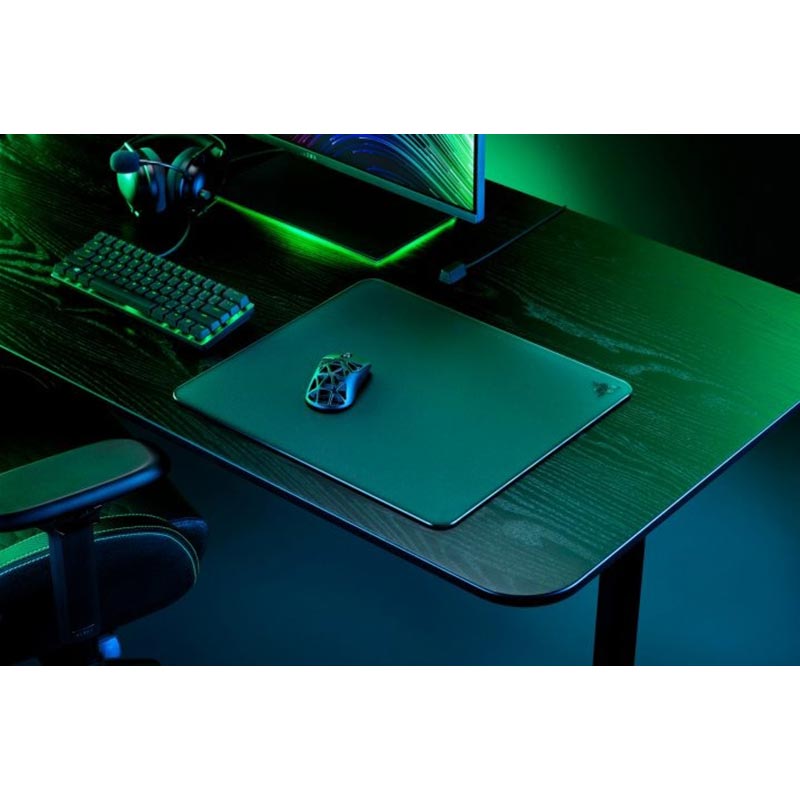 Зовнішній вигляд Килимок Razer Atlas Speed/Control Black (RZ02-04890100-R3M1)