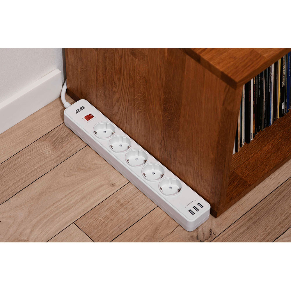 В Україні Мережевий фільтр 2E 5 розеток 3xUSB-A 2м 16А 3x1.5мм2 White (2E-SP515M2USBWH)