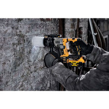 Перфоратор DEWALT DCH172P2