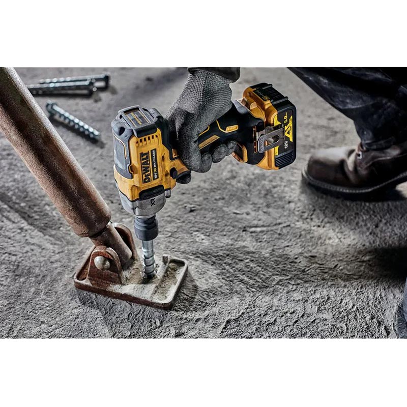 Фото Гайковерт DEWALT DCF892NT