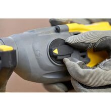 Перфоратор STANLEY FatMax SDS-Plus Li-Ion (SFMCH900B)