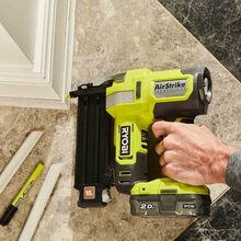 Гвоздезабиватель RYOBI ONE+ R18GN18-0 без АКБ и ЗУ (5133005136)
