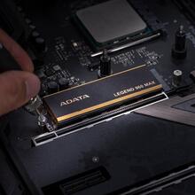 SSD накопитель ADATA M.2 2TB PCIe 4.0 LEGEND 960 MAX (ALEG-960M-2TCS)