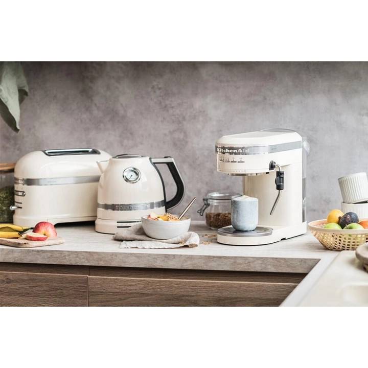 В Фокстрот Электрочайник KITCHENAID Artisan 1,5 л (5KEK1522EAC)