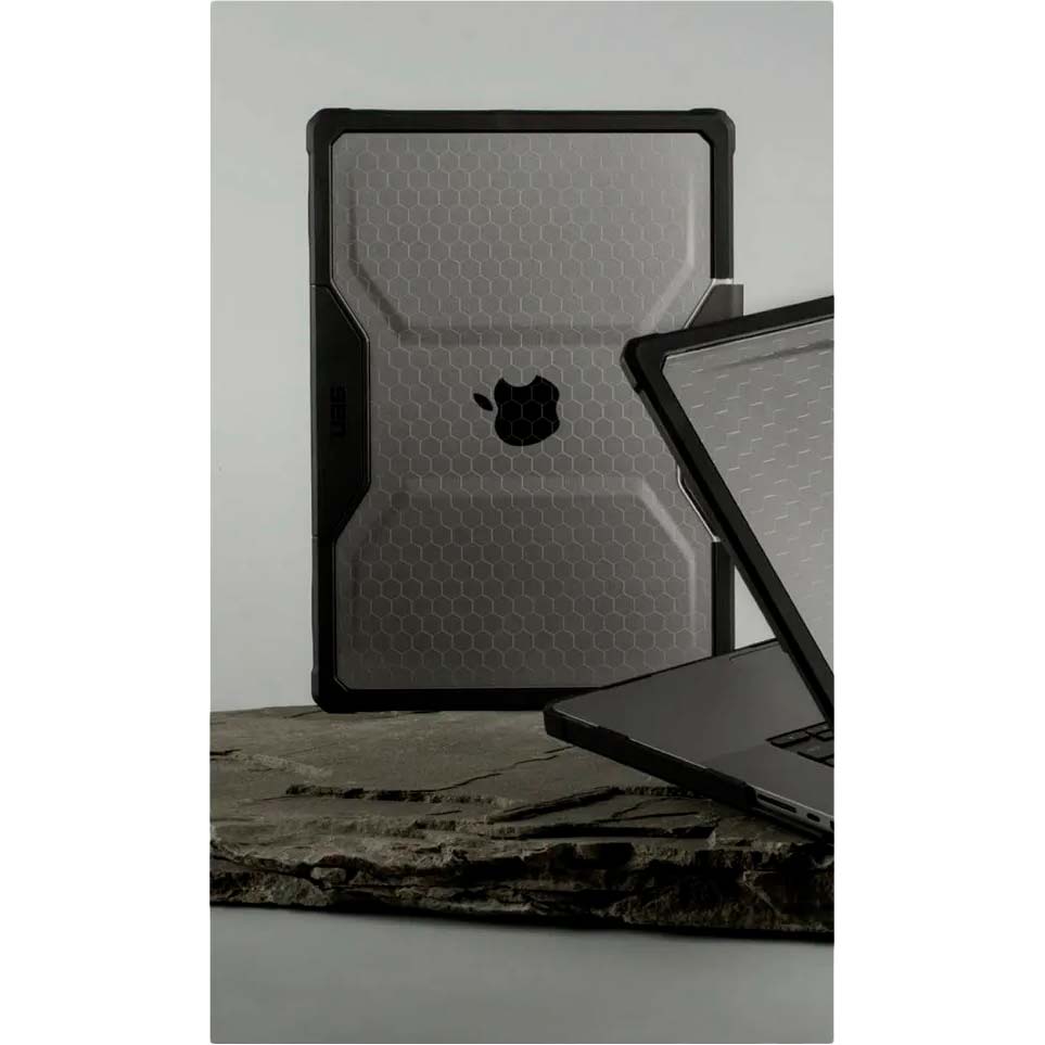 Изображение Чехол для ноутбука UAG для Apple MacBook Pro 16" 2021-2023 Plyo Ice (134003114343)