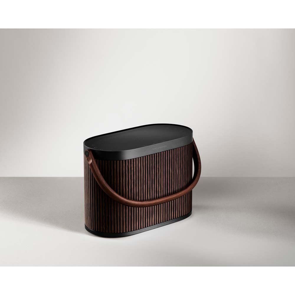 Изображение Акустическая система Bang & Olufsen Beosound A5 Dark Oak (1254100)