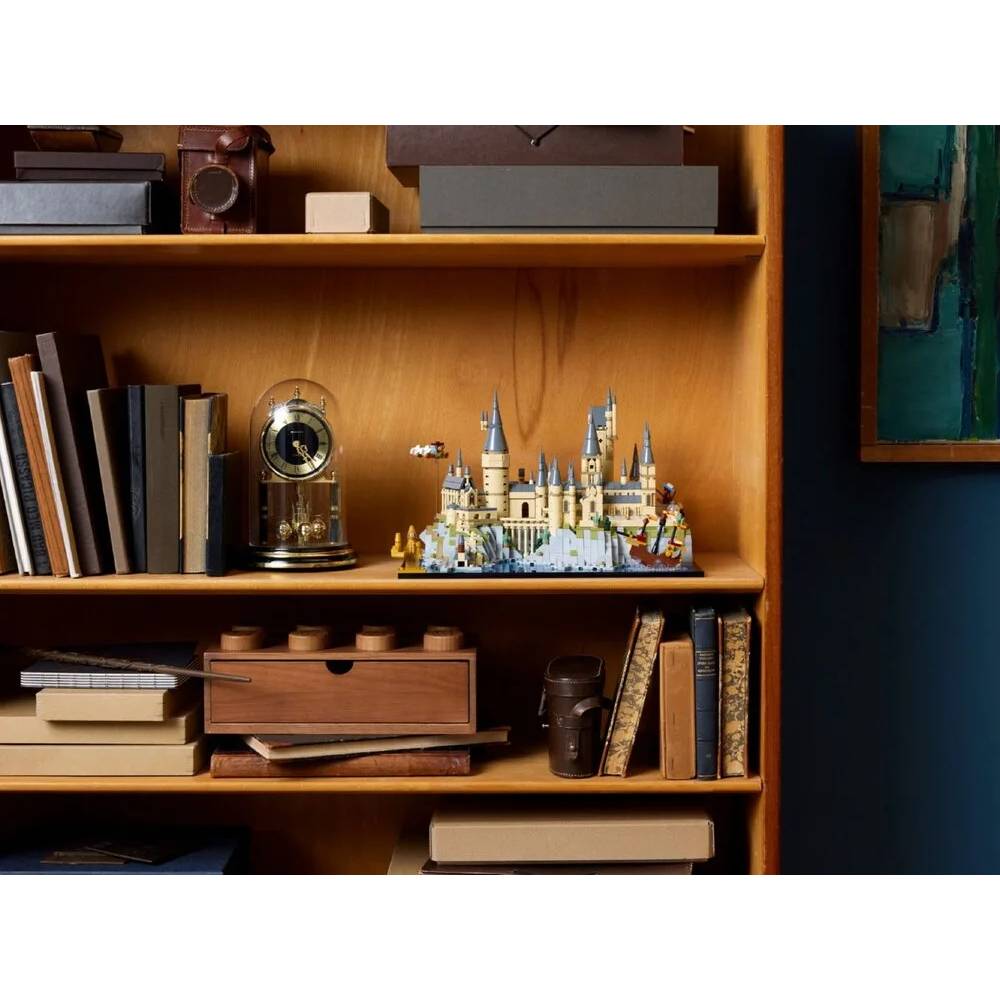Зображення Конструктор LEGO Harry Potter Замок та територія Хогвартсу (76419)