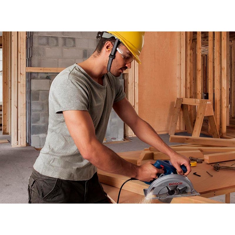 Заказать Дисковая пила BOSCH GKS 140 (0.601.6B3.020)
