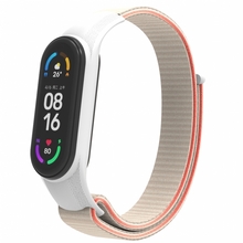 Ремешок ARMORSTANDART Xiaomi Mi Band 7/6/5/4 White/Red (ARM67846)