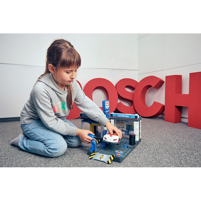 Фото 20 Игровой набор BOSCH Mini Автосервис с автомойкой (8647)