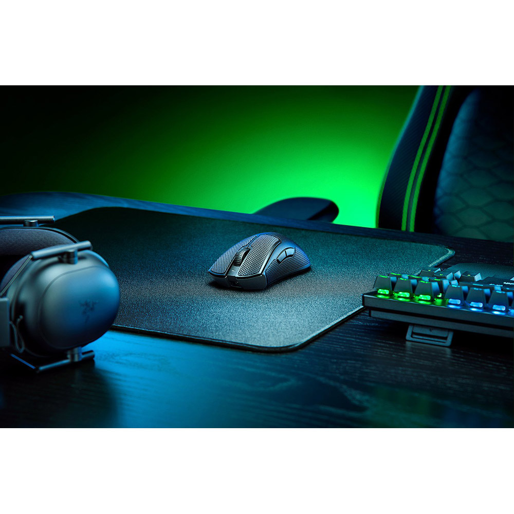 Внешний вид Мышь RAZER DeathAdder V3 PRO Wireless Black (RZ01-04630100-R3G1)