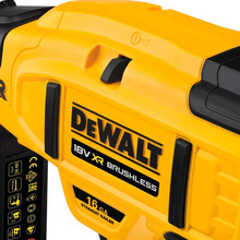 Пистолет гвоздезабивной DEWALT DCN662NT