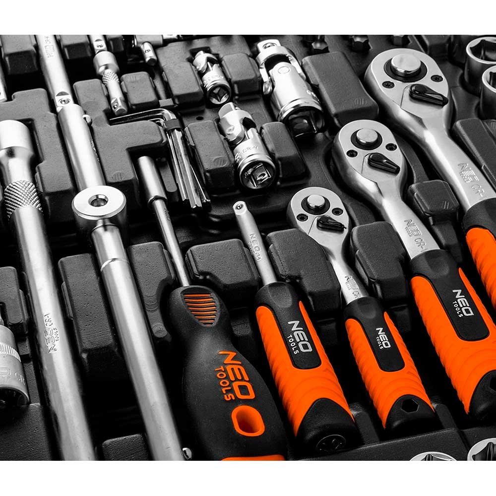Набір інструментів NEO TOOLS 216 предметів (10-216) Інструменти в наборі торцеві голівки
