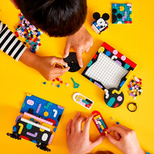 Конструктор LEGO DOTS Коробка Снова в школу с Микки и Минни Маусами 669 деталей (41964)