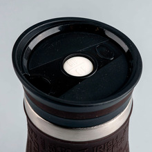 Термокружка Gusto GT204 380 мл Brown (88664) Термокружка Gusto GT204 380 мл Brown (88664)