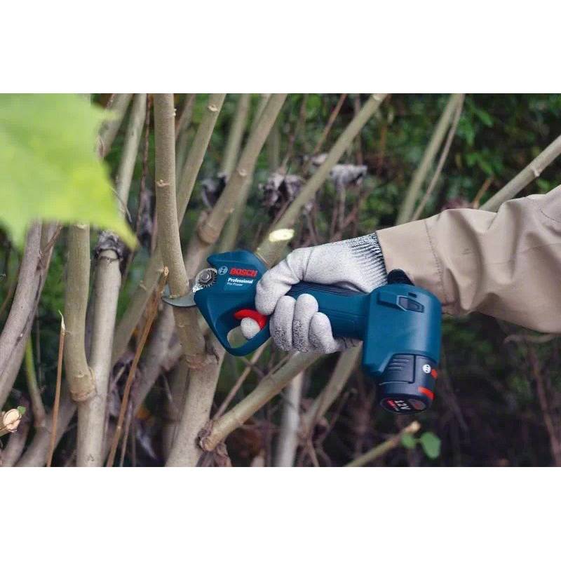Секатор акумуляторний BOSCH Pro Pruner 12В Solo (0.601.9K1.020) Особливості акумуляторний