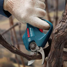 Секатор акумуляторний BOSCH Pro Pruner 12В 2 х 3 Ач 25 мм (0.601.9K1.021)