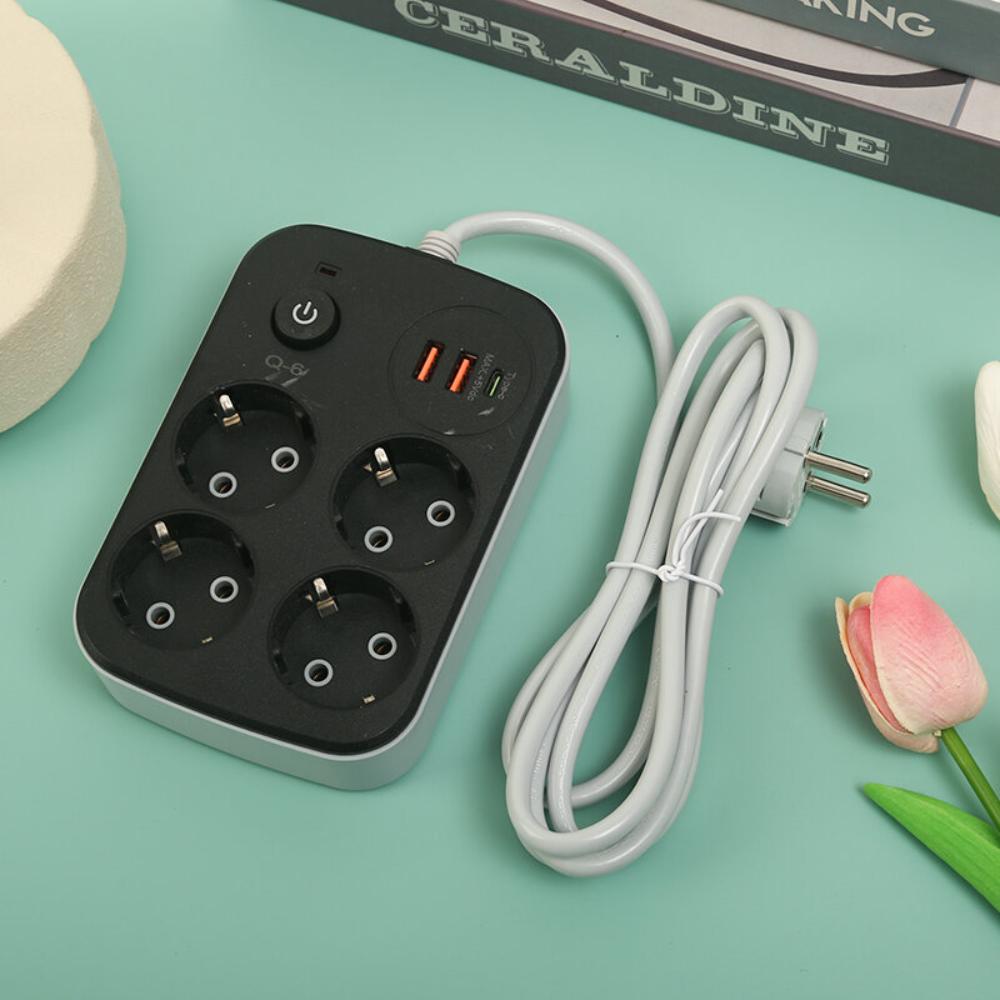 Сетевой фильтр XOKO SP-4-2-1 4 розетки 3 USB 2м Black (XK-SP-4-2-1-BK) Тип розеток евророзетка с заземлением (Тип F)