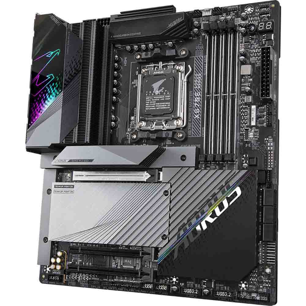 Материнская плата GIGABYTE X670E AORUS MASTER Частота работы памяти 6666