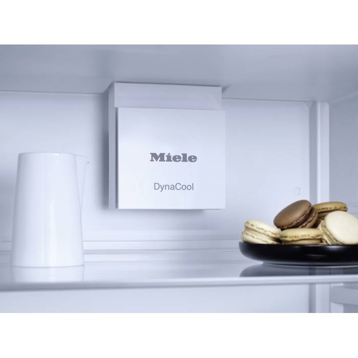 Зовнішній вигляд Холодильник MIELE KFN 4395 DD Clean Steel