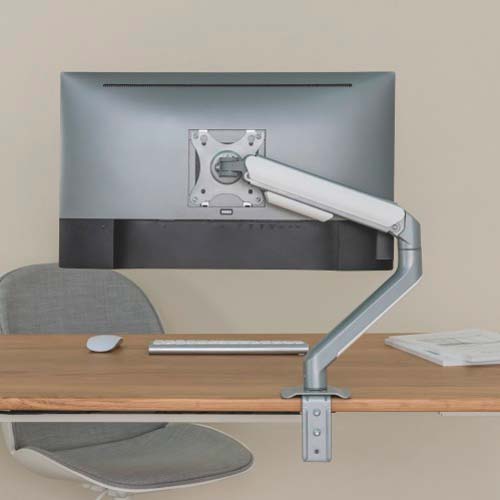 Кронштейн HiSmart 17-32" (HS082444) Конструкція 3 ступеня свободи