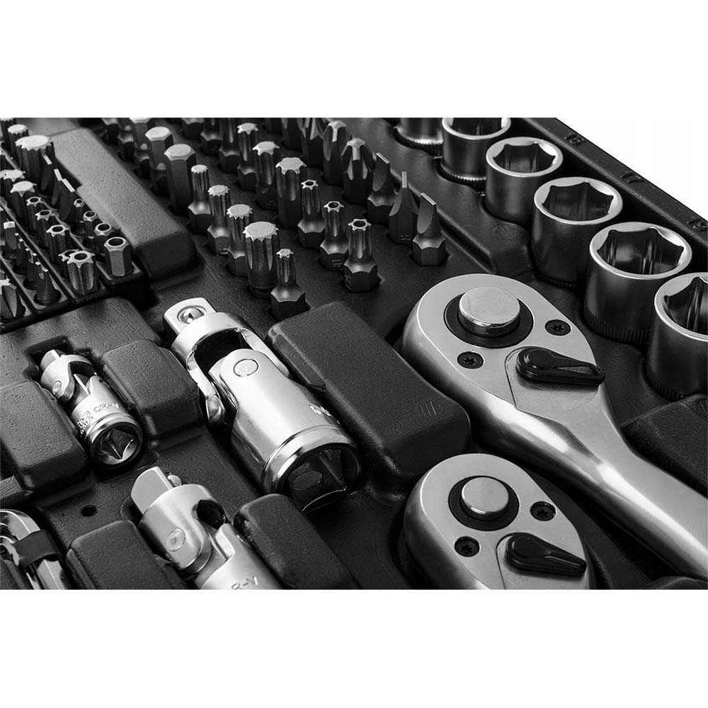Зовнішній вигляд Набір інструментів NEO TOOLS 216 предметів (10-216)