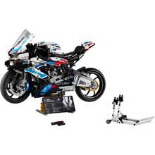 Конструктор LEGO Technic BMW M 1000 RR (42130)