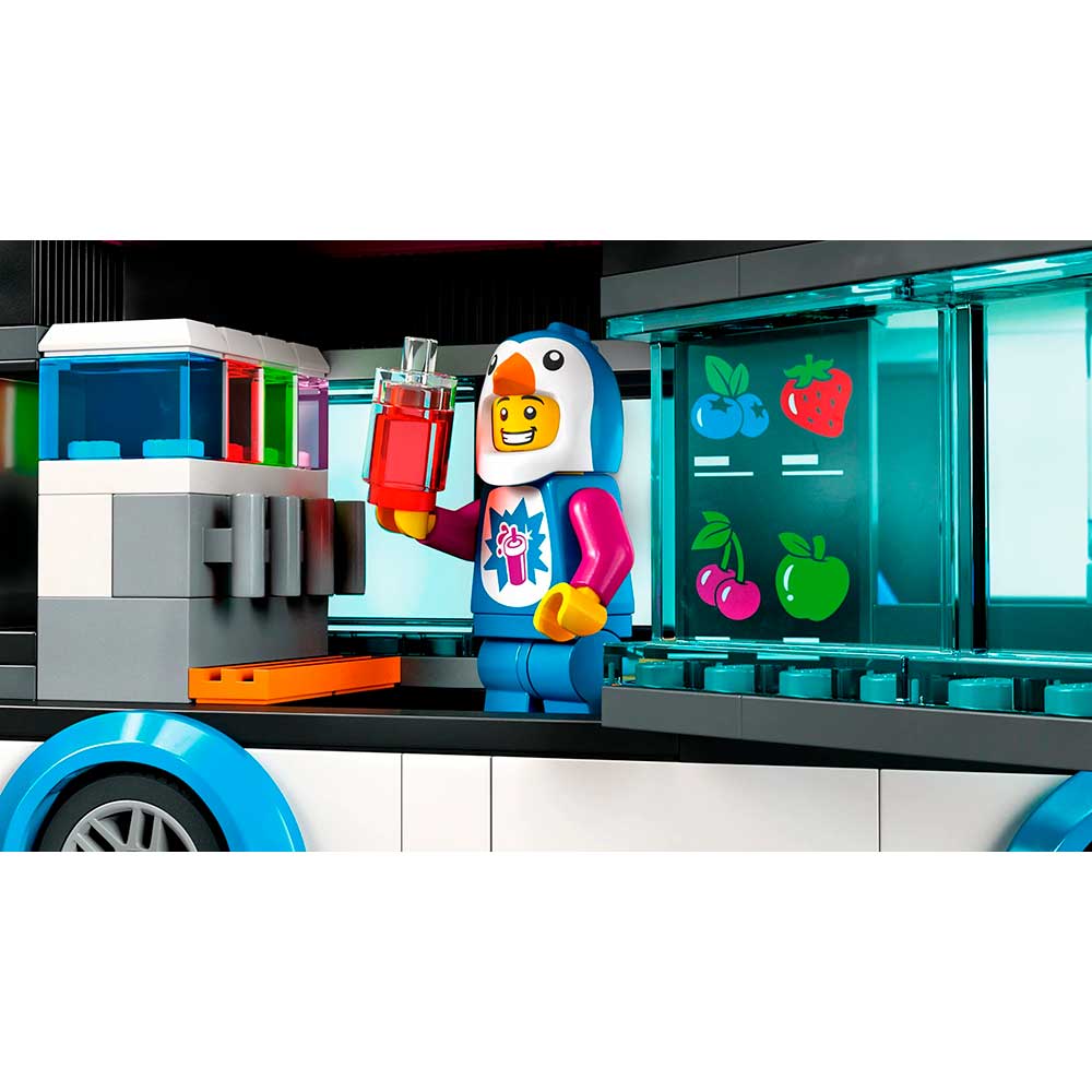 Внешний вид Конструктор LEGO City Веселый фургон пингвина 194 детали (60384)