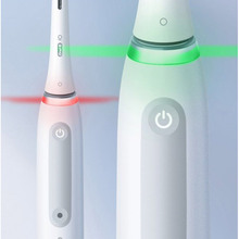 Електрична зубна щітка ORAL-B iO Series 4 iOG4.1A6.1DK WHITE
