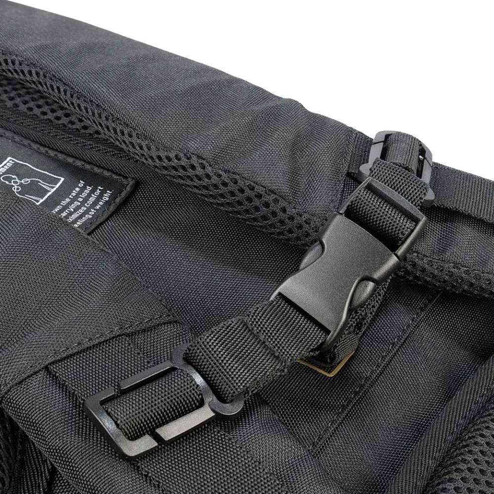 Зовнішній вигляд Рюкзак для ноутбука TUCANO Bizip AGS 17" Black (BKBZ17-AGS-BK)