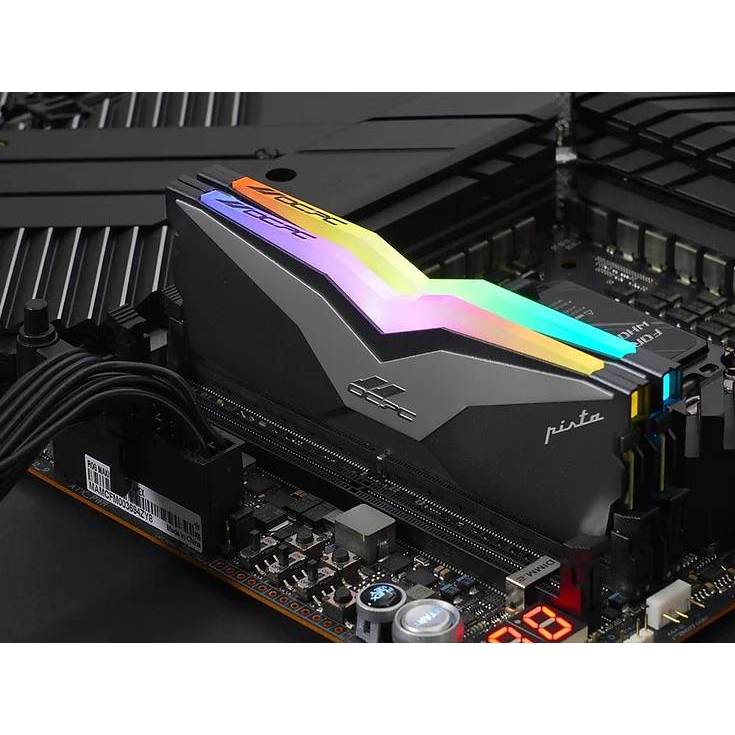 Набор OCPC 32Gb DDR5 5200MHz PISTA RGB C40 Titan Retail Kit (MMPT2K32GD552C40T) Рабочая частота 5200 МГц