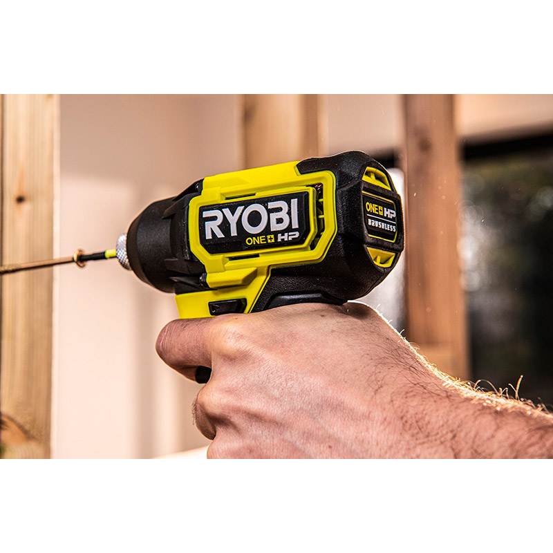 Винтоверт RYOBI RID18C-0 ONE+ НР (без АКБ и ЗУ) Напряжение аккумулятора 18