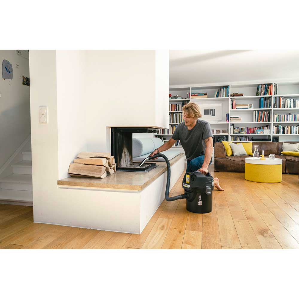 Фото Пылесос для золы KARCHER AD 2 Battery (1.348-300.0)