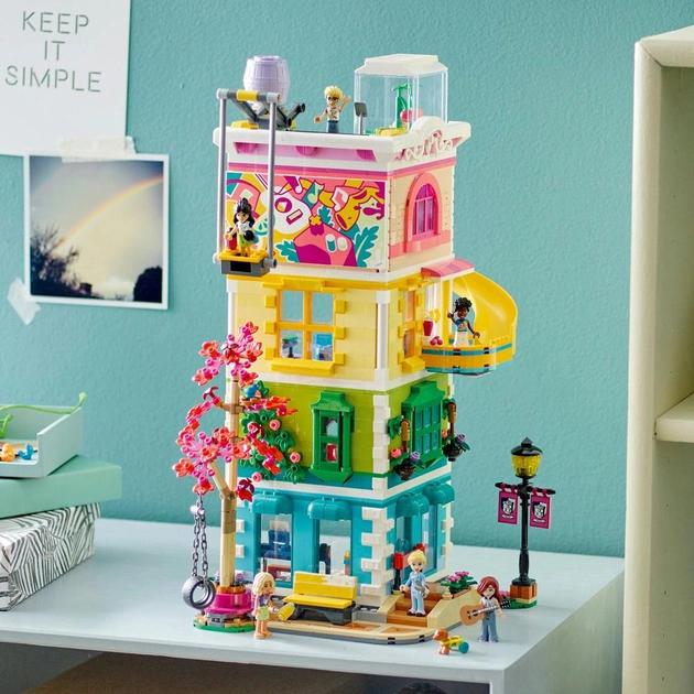 Конструктор LEGO Friends Хартлейк-Сити. Общественный центр 1513 деталей (41748) Серия Lego Friends