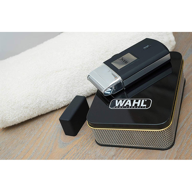 Зовнішній вигляд Електробритва MOSER Wahl Travel Shaver 03615-1016