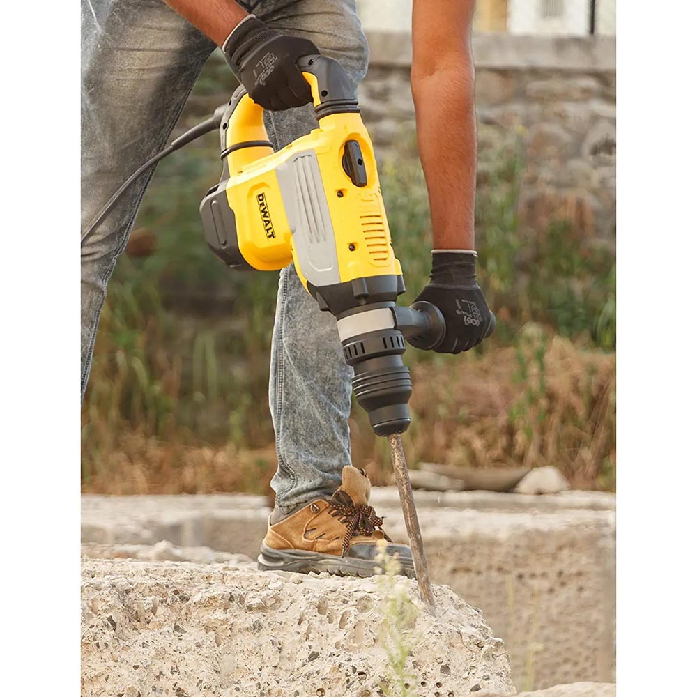 У Фокстрот Перфоратор DEWALT D25733K 1600 Bт