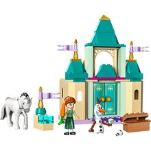 Конструктор LEGO Disney Princess Розваги в замку Анни та Олафа (43204)