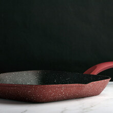 Сковорода-гриль PEPPER Cherry Lava-Stone 24x24 см Burgundy (PR-2110-24)