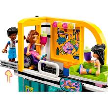 Конструктор LEGO Friends Скейт-парк 431 деталь (41751)