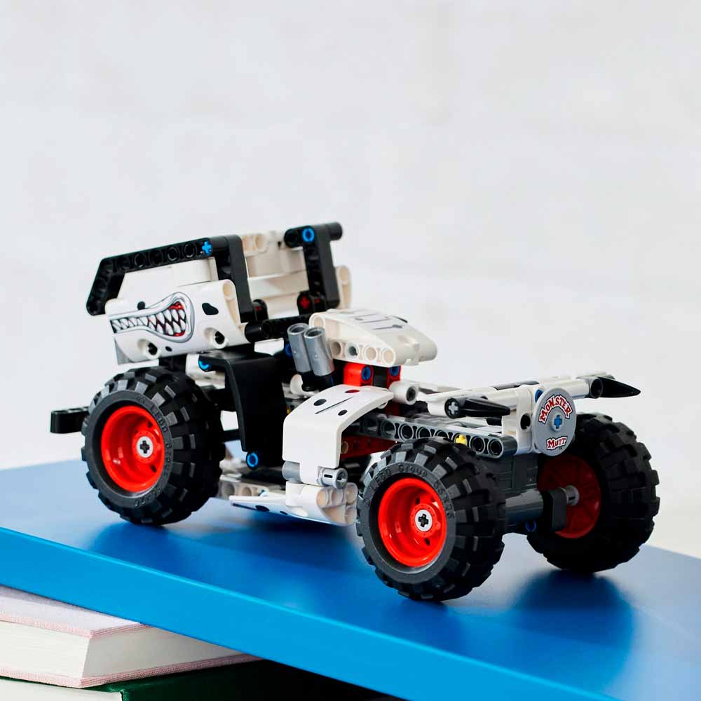 Фото Конструктор LEGO Technic Monster Jam Monster Mutt Dalmatian (42150)