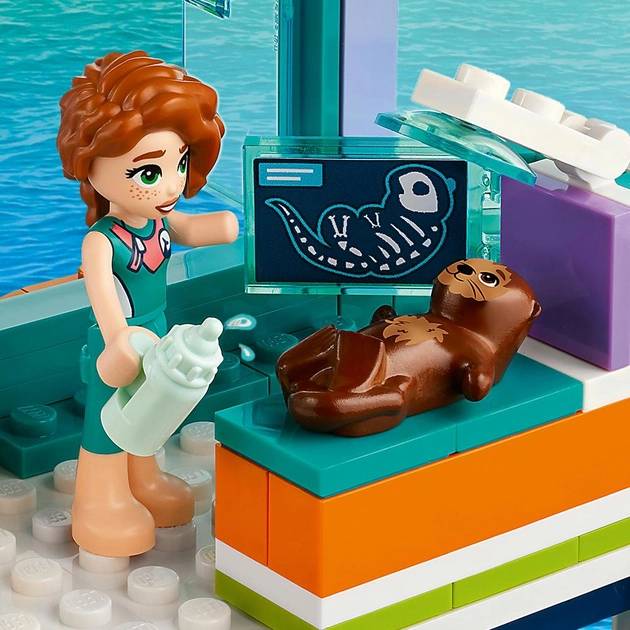 Замовити Конструктор LEGO Friends Морський рятувальний центр 376 деталей (41736)