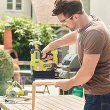 Гвоздезабиватель RYOBI ONE+ R18GN18-0 без АКБ и ЗУ (5133005136)