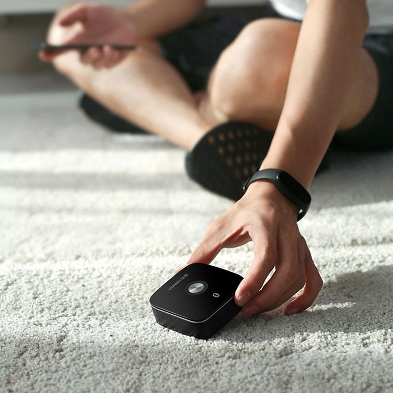 Зовнішній вигляд Адаптер UGREEN CM106 Wireless Bluetooth Audio Receiver 5.1 with 3.5mm and 2RCA Adapter (40759)