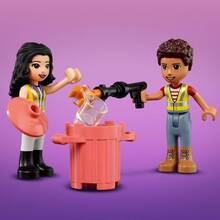 Конструктор LEGO Friends Вантажівка для переробки відходів 259 деталей (41712)