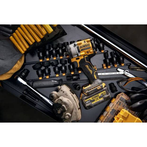 Заказать Гайковерт ударный DEWALT XR Li-Ion (DCF923P2G)