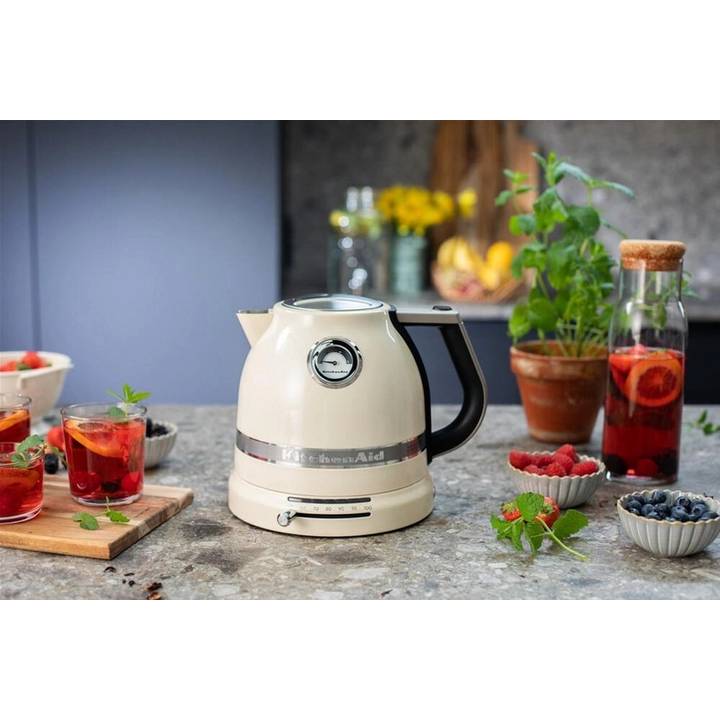 В Украине Электрочайник KITCHENAID Artisan 1,5 л (5KEK1522EAC)